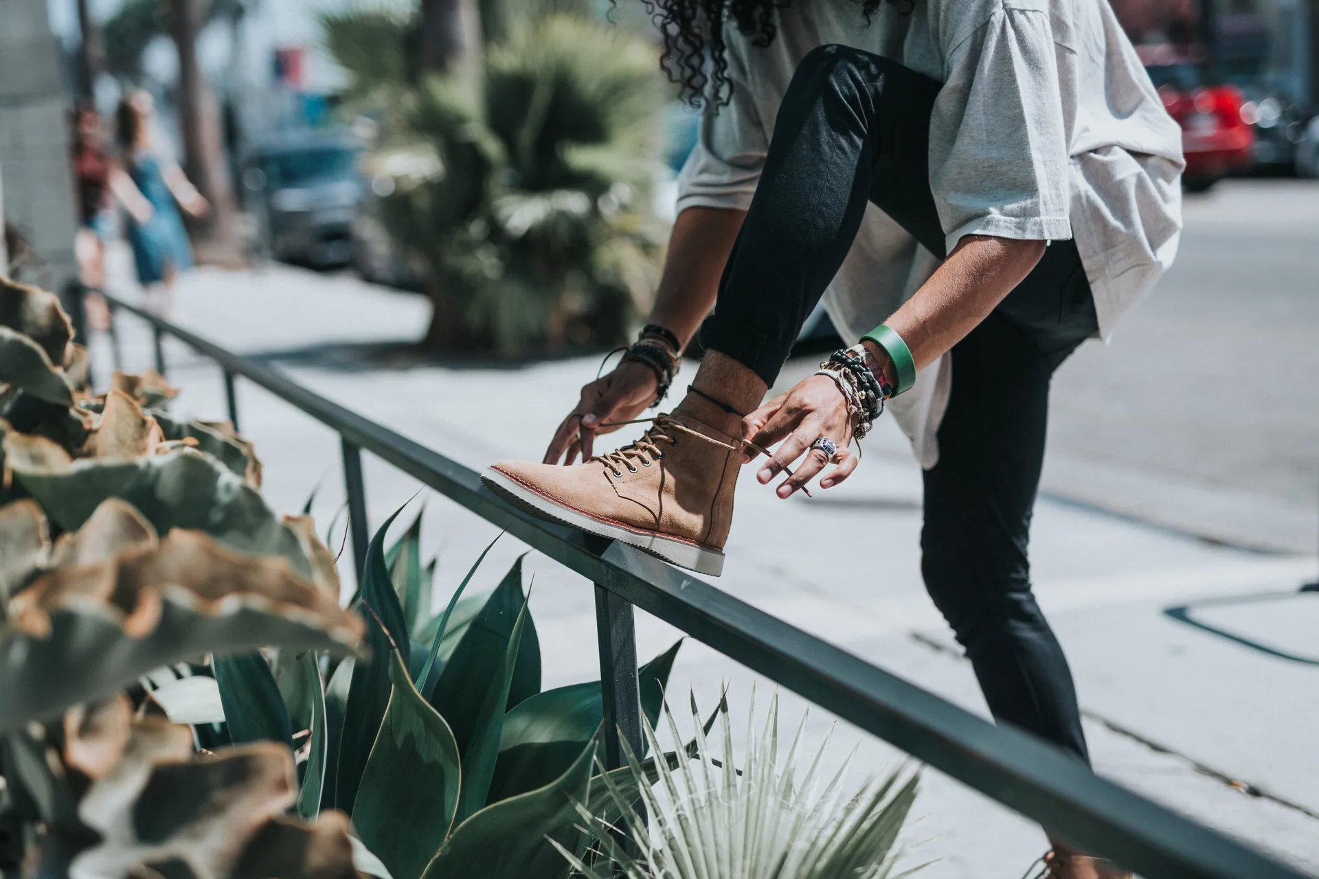 Chaussures de sport à lacer avant l'effort